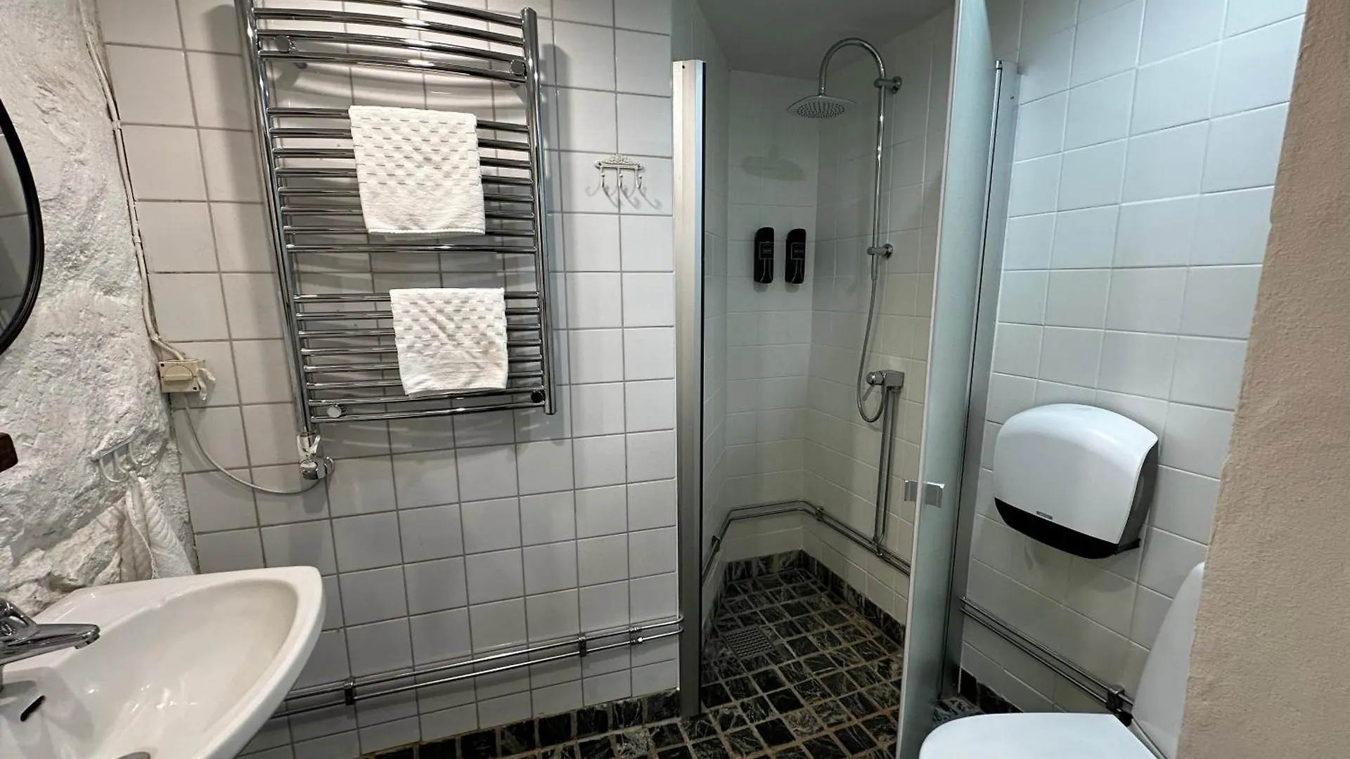 Hotel Tre Sma Rum Stockholm 2*,  Švédsko