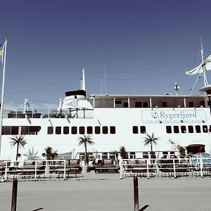 Rygerfjord & Ботель