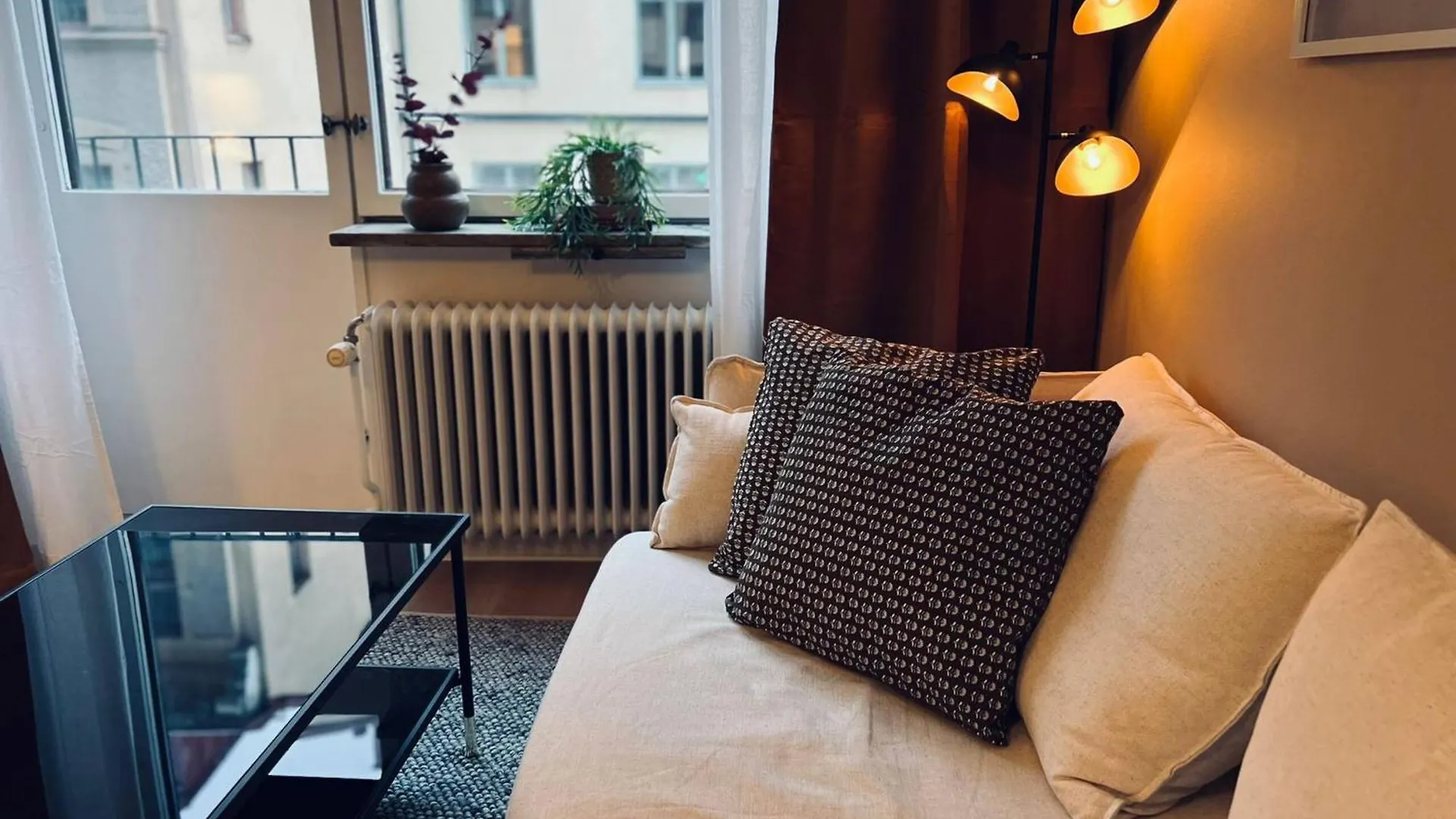 Hotel Tre Sma Rum Stockholm 2*,  Sverige