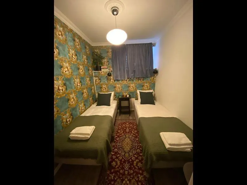 Hotel Tre Sma Rum ستوكهولم 2*,  السويد